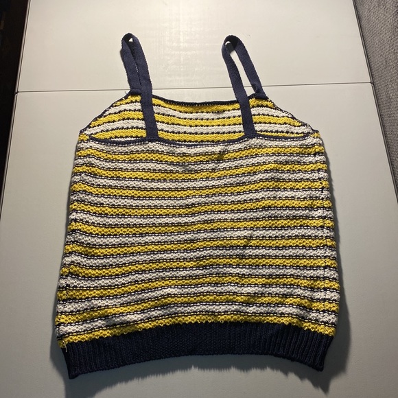 NWT - It’s Our Time - Sweater Tank Top - Size Medium - Picture 8 of 8